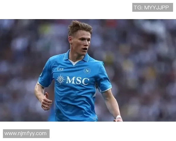 麦克托米奈破门那不勒斯客场1-0领先埃因霍温展现强大攻势