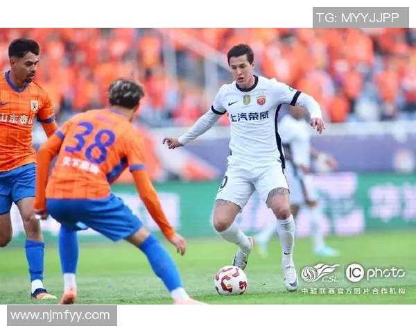 瓦科造点亲自主罚被赵博扑出泰山与浙江战成平局